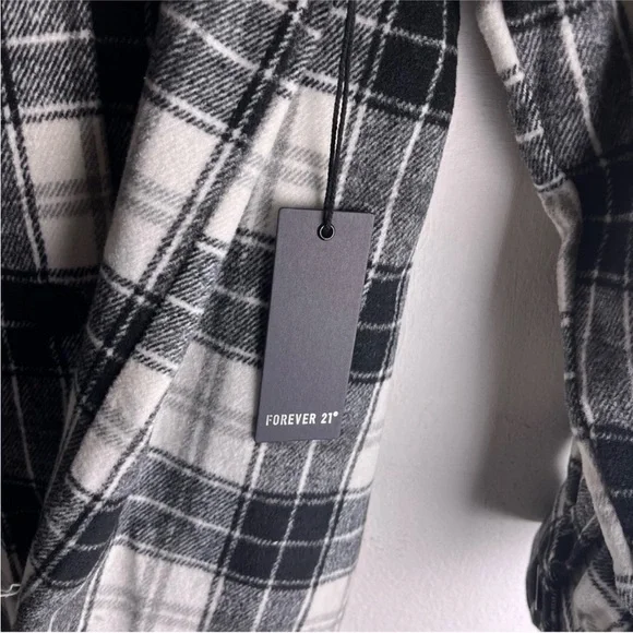 FOREVER 21 Shirt Jacket - Picture 4 of 10